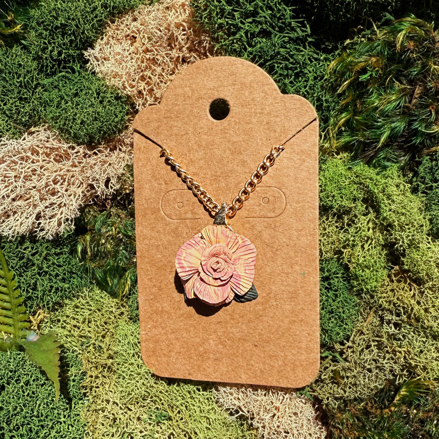 Pendant - Multicolor Rose