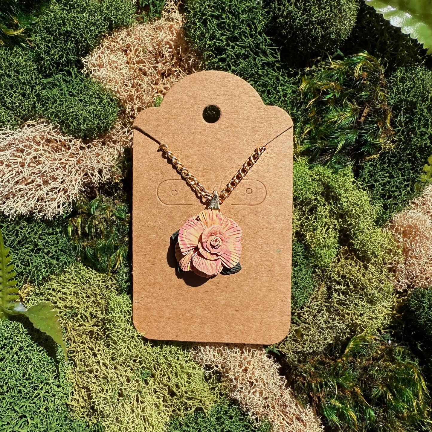 Pendant - Multicolor Rose